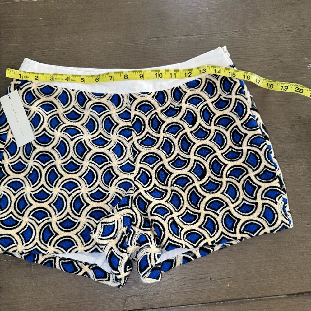 Endless Rose Blue and White Patterned Shorts New with tag - Picture 2 of 4